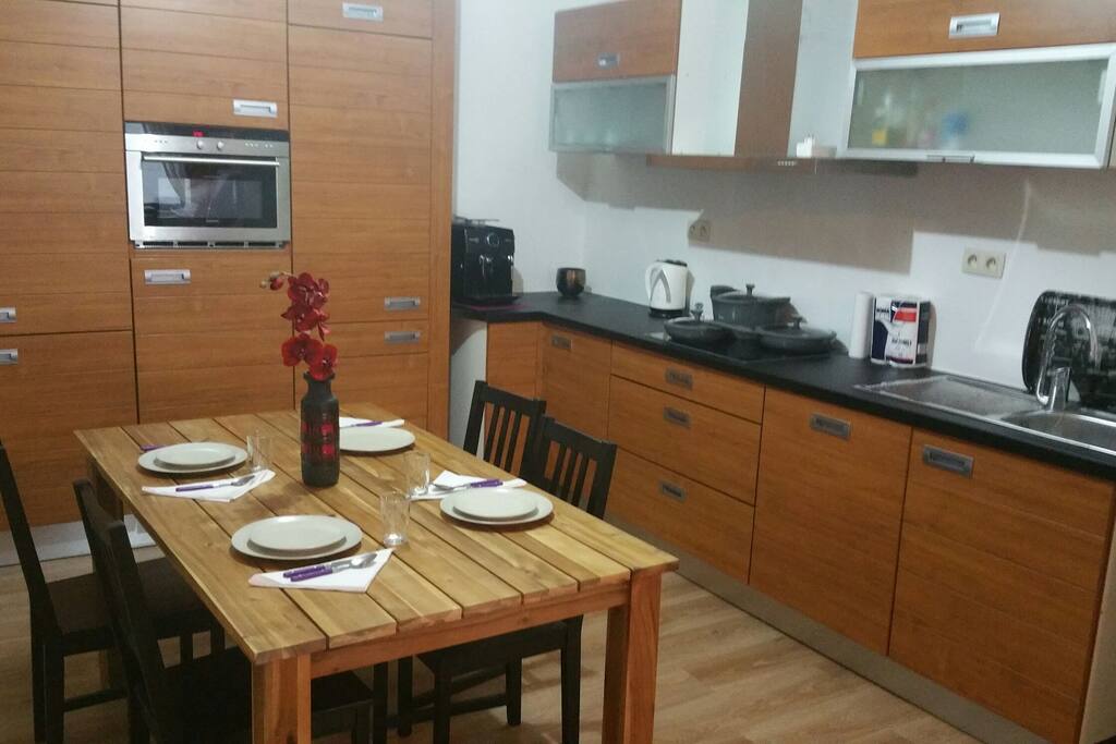 Just another view of the kitchen space
