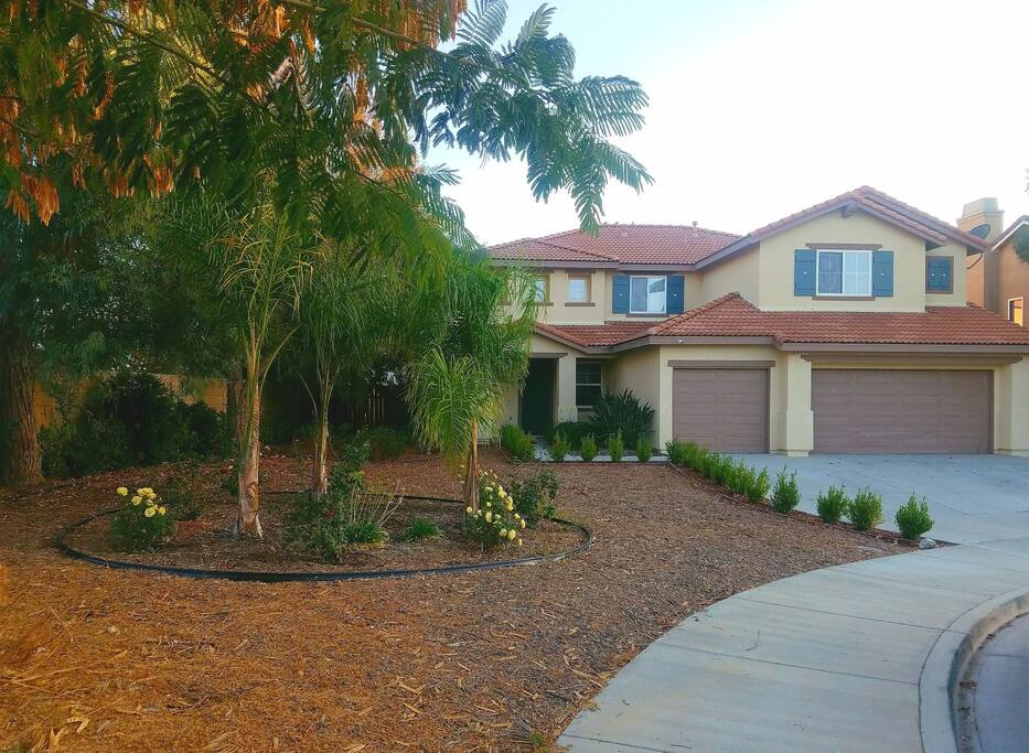 Large front yard. Corner home