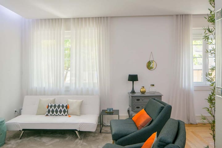 TravelingToLisbon managed Airbnb listing 3