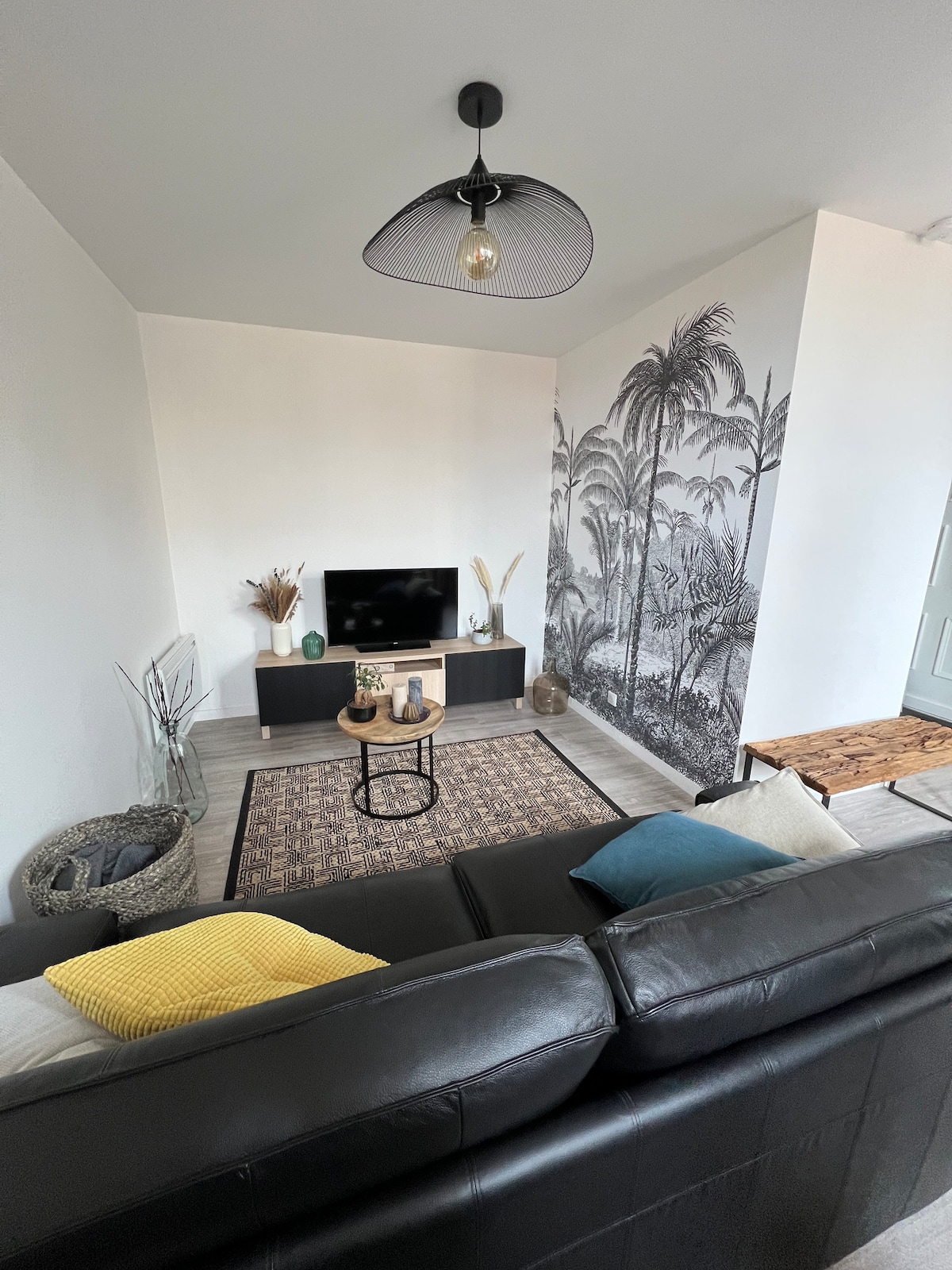 Proprietà Airbnb di successo: Beautiful apartment steps from the sea a Soulac Sur Mer