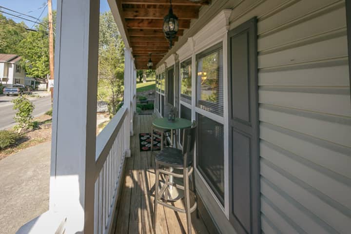 Practical Elegance - Gatlinburg, TN