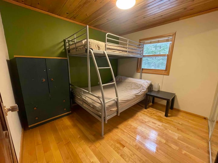 საძინებელი 2