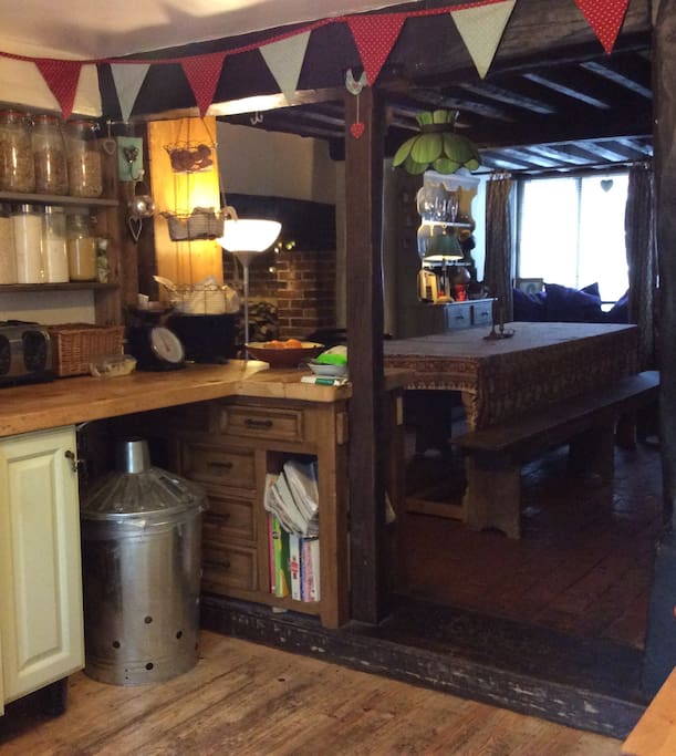 More of the kitchen.