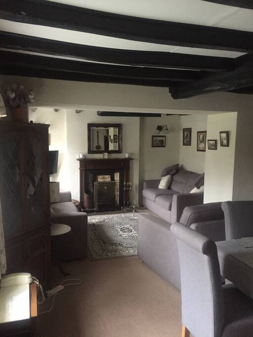 LIVER ROOM