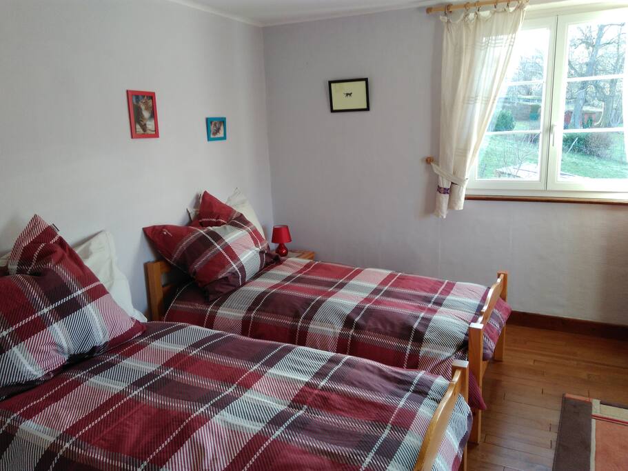 Chambre 2 lits simples