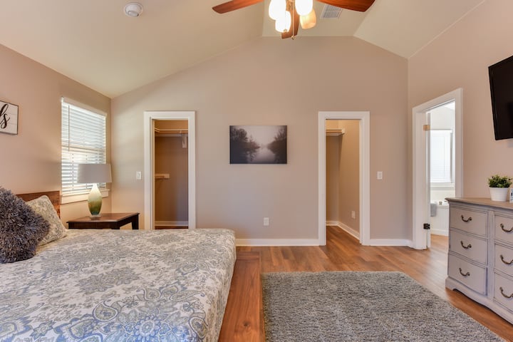 บ้านหลักห้องนอนหลัก