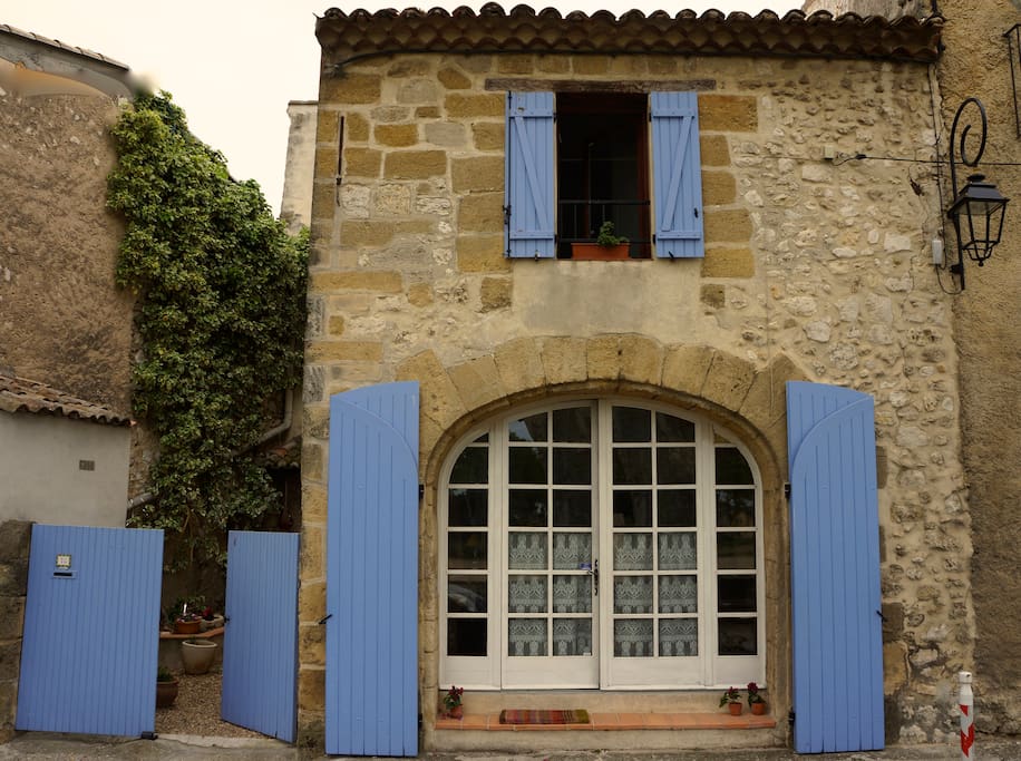 Stone village house with lots of light!