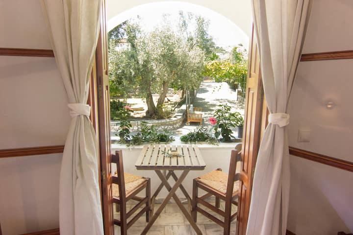 Naftilos Skiathos Rooms