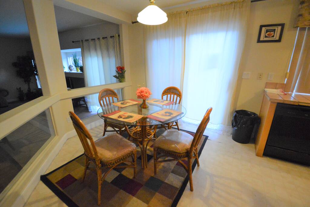 Kitchen Nook for quick meals