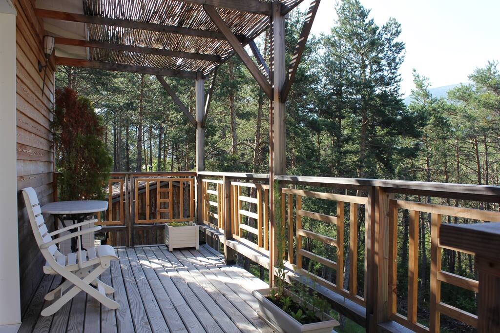 Terrasse et maison bois