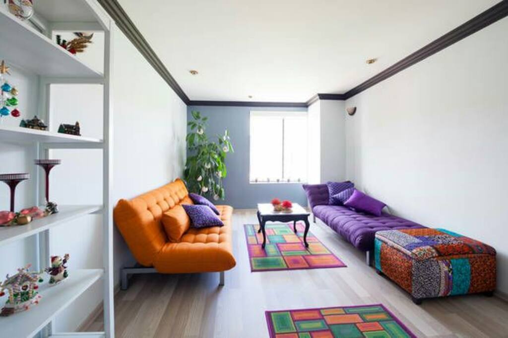 Spacious living with 2 sofa/beds - nice view!
