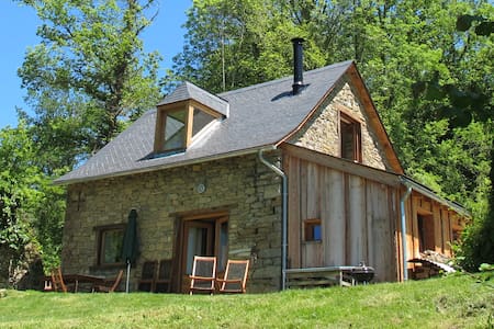 Barn with magnificent views of the mountains