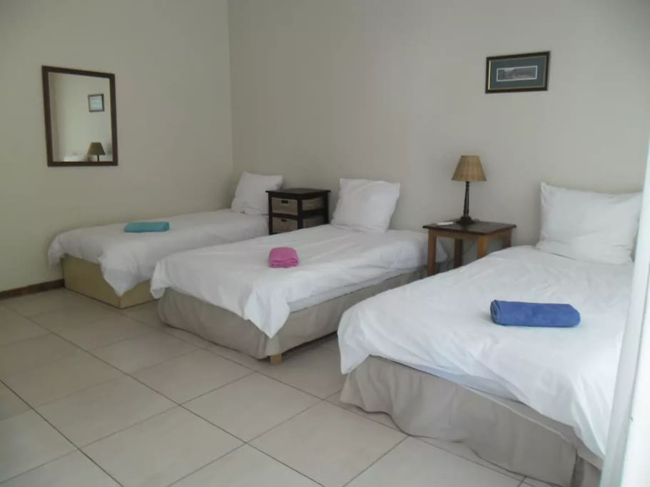Triple room with private bathroom