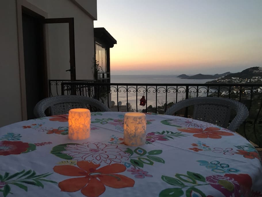 Dining on the deck...