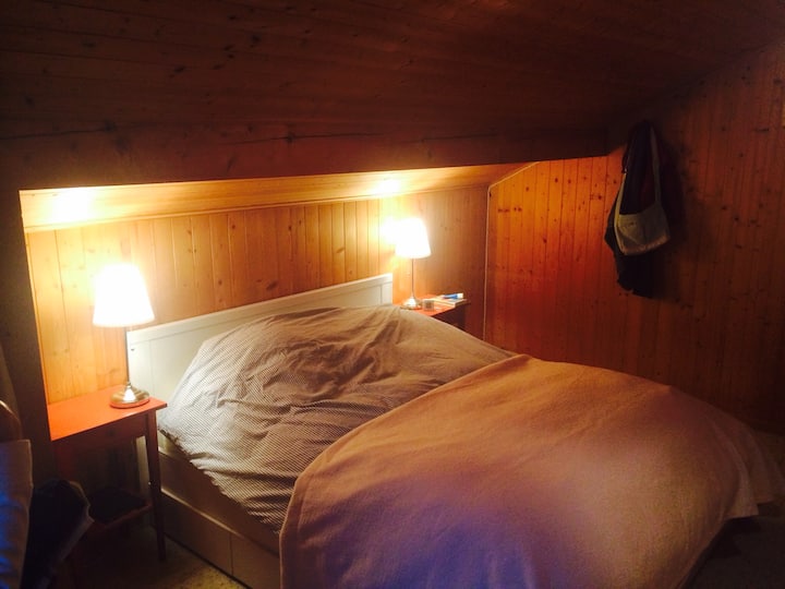 Chumba 2 cha kulala mara mbili na bacony ndogo