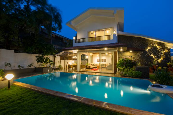 EL Lodge - Elegant Private Pool Villa @ Lonavala