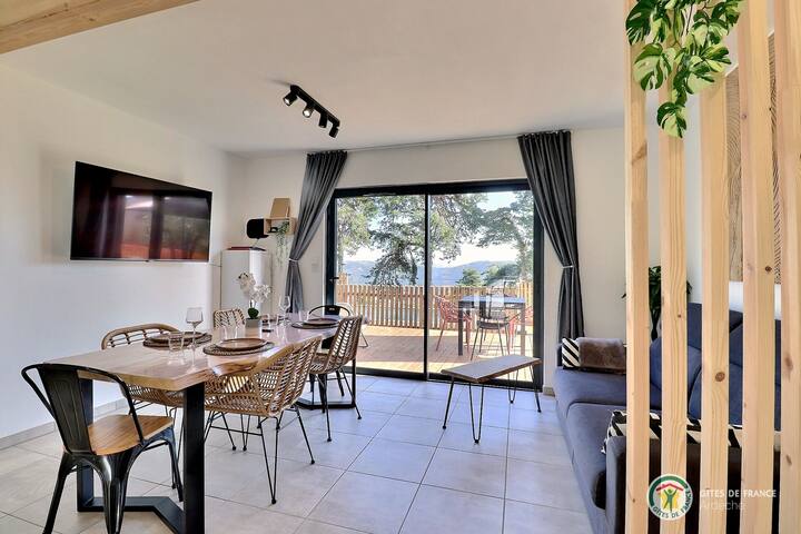 Mund të na kontaktosh drejtpërdrejt në 06 50 83 73 69 Aurélie