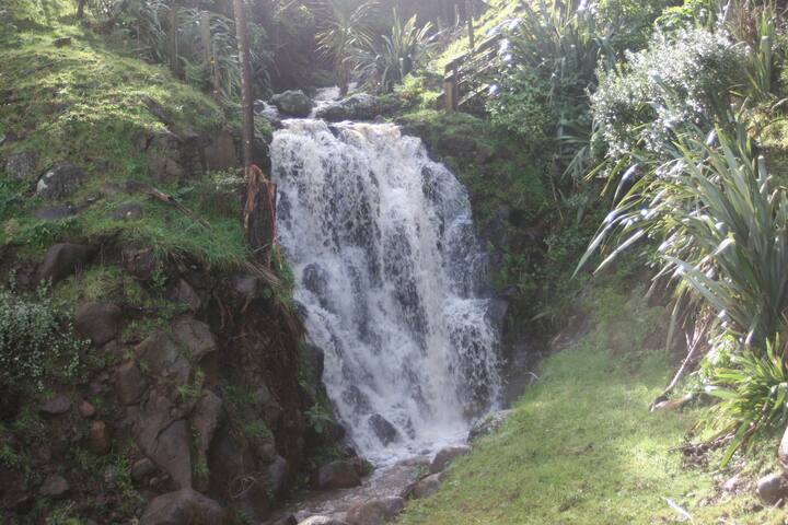 Basic second level  house.