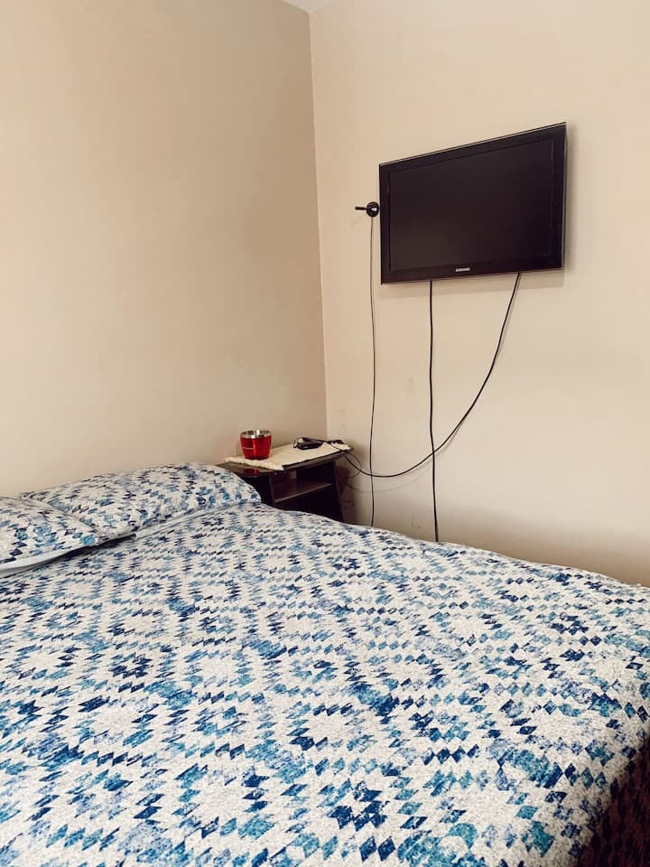 غرفة 2 مع SmarTV