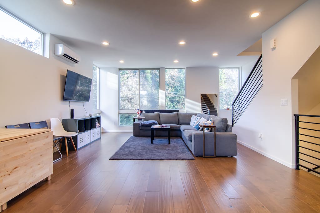 Wide open floor plan great for group gatherings