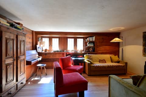 Montella: large  chalet near ski with spa