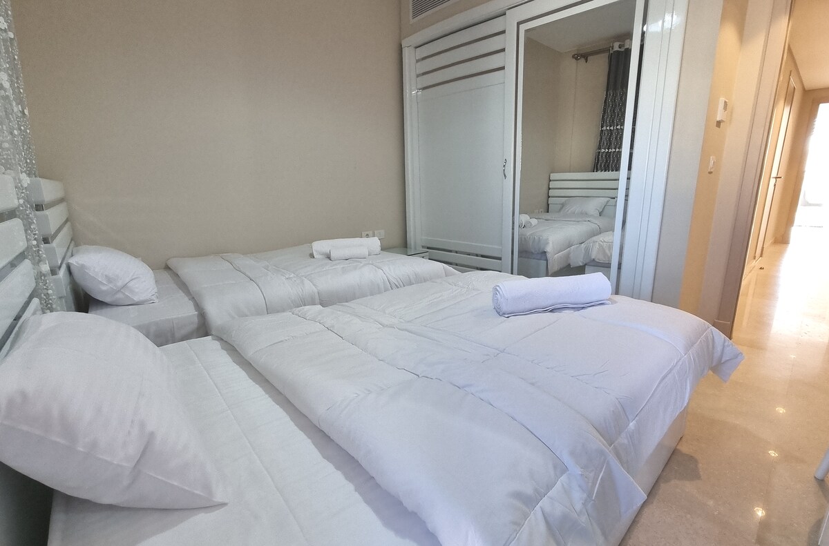  deuxième chambre avec 2 lits simples