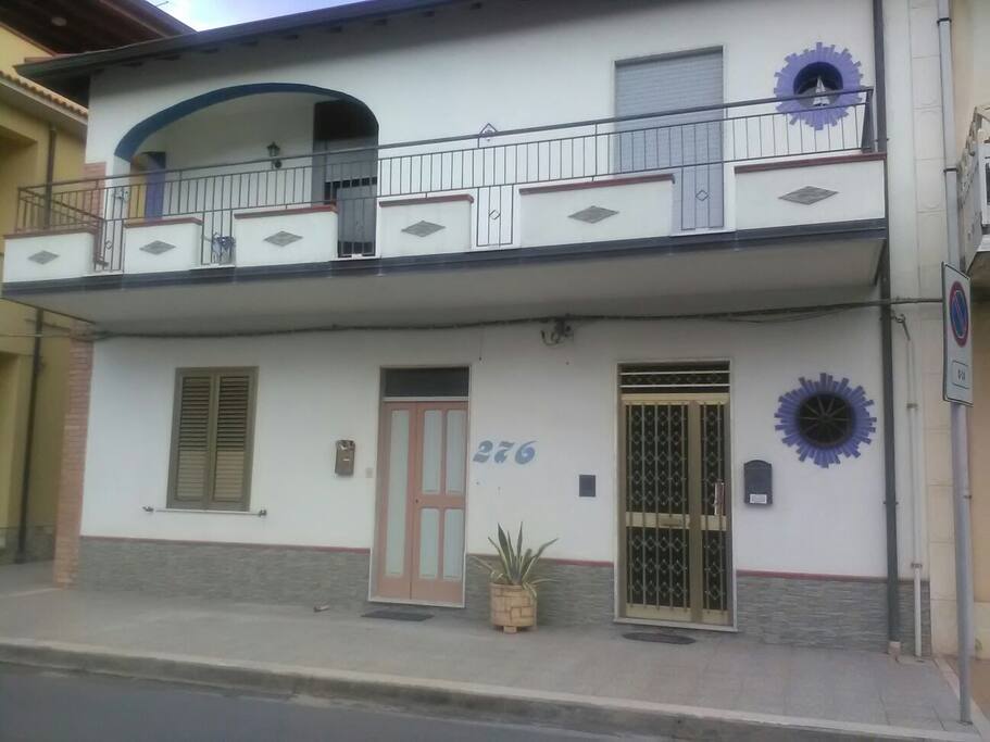 Facciata lato strada