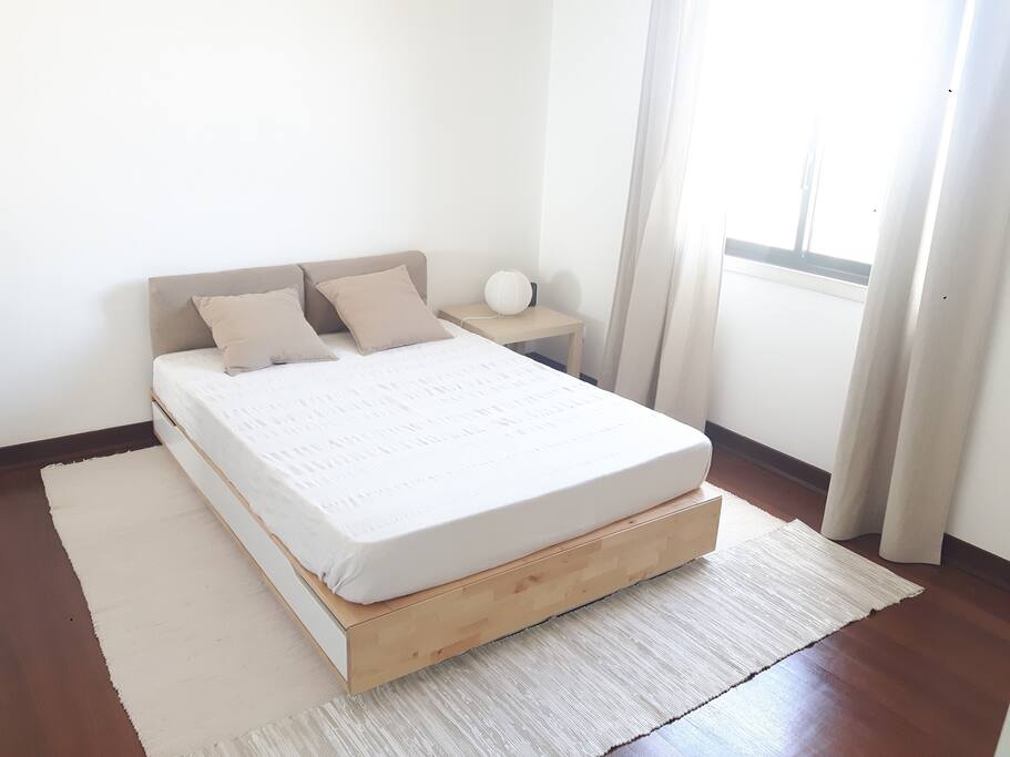 Room 1 (suite)
