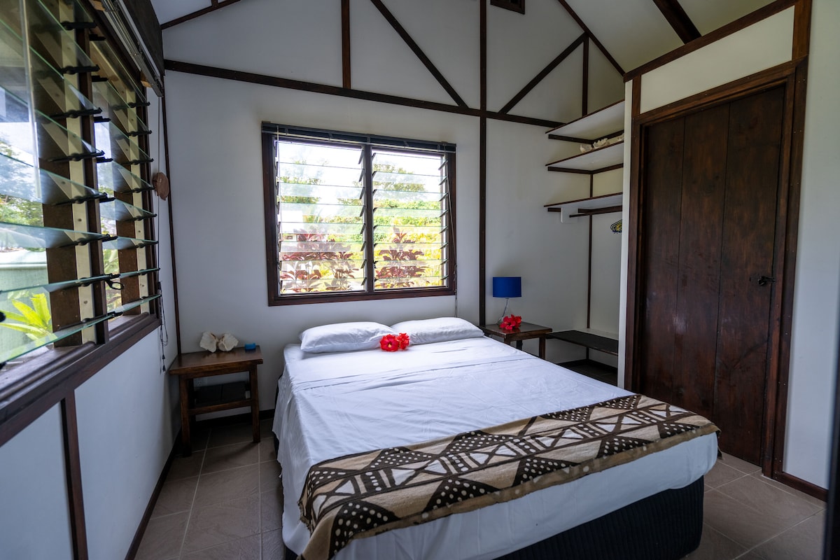 ensuited QS bedroom i