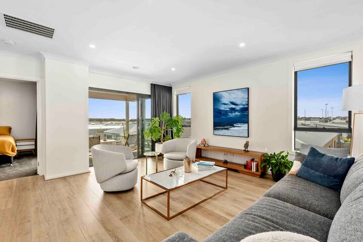 Surfcoast Torquay Beach House gallery image 4