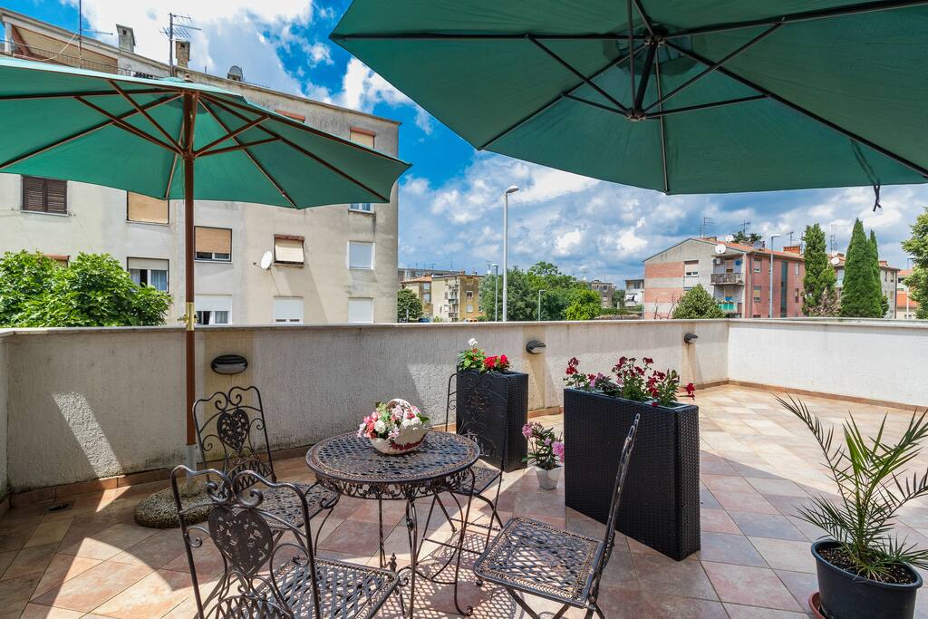 great terasse for relax and enyoj