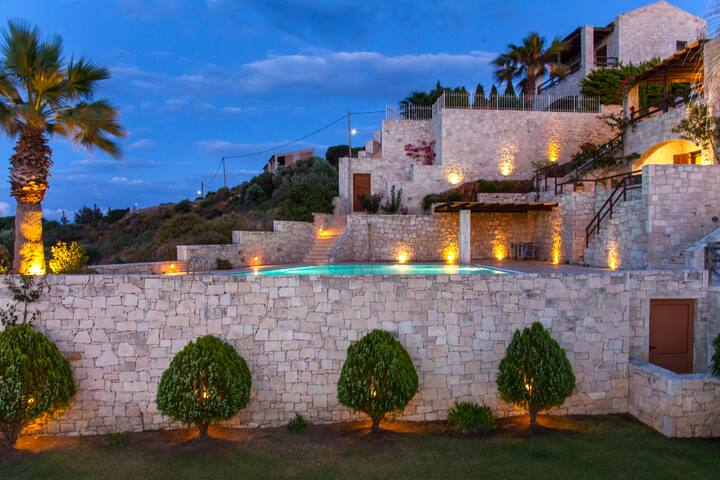 Luxury Villa Pantheon with private pool gallery image 3