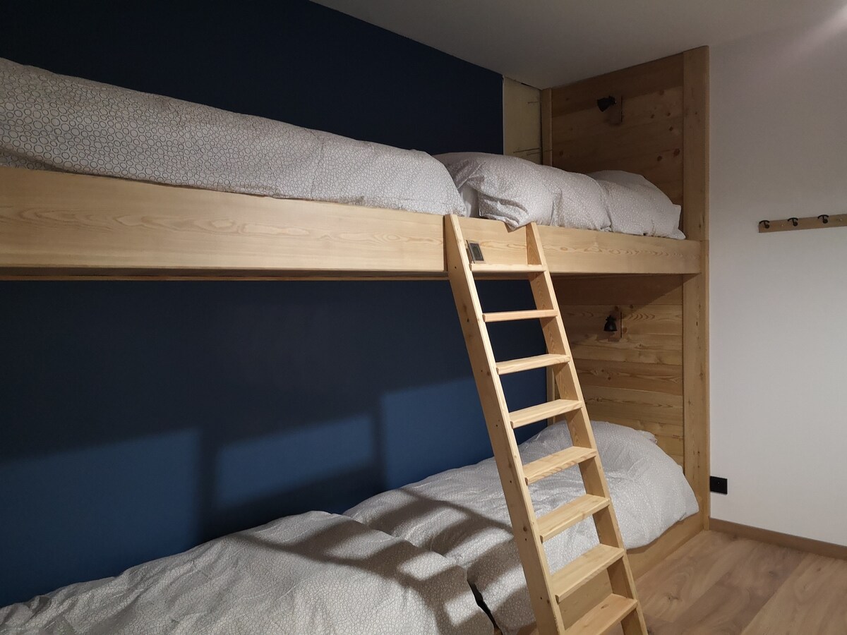 საძინებელი 1