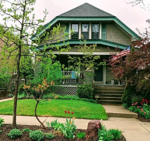 Bay View Upper Parkside Gem