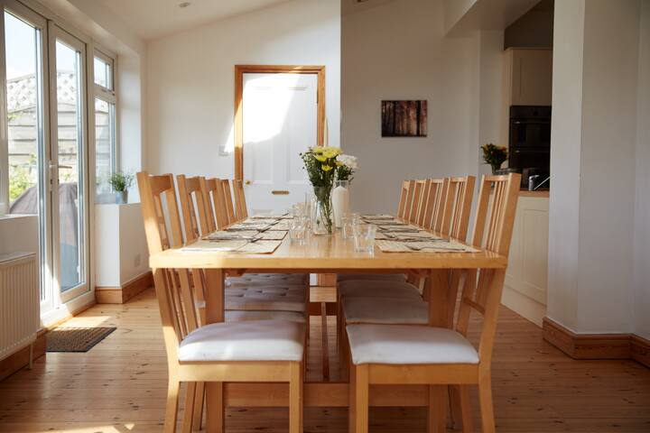 20 mins to Central London – Beautiful Period Home gallery image 5