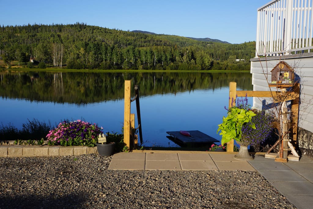 Lakefront Hideaway Guest suites for Rent in Burns Lake, British
