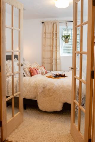 Retreat to Stylish Hidden Gem: River, Wildlife