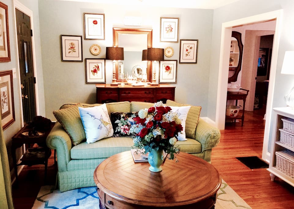 Light, colorful living room