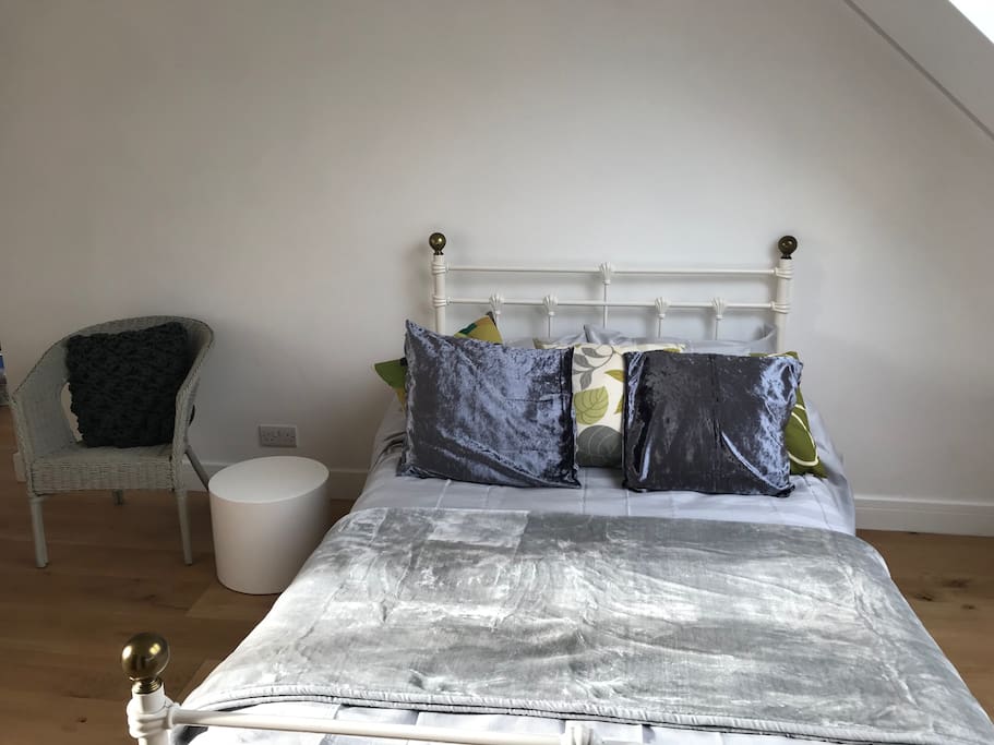 light and bright room