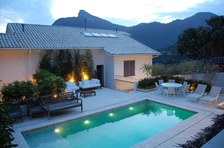 Beautiful House With View In Rio. Entire Houseonly - Rio de Janeiro