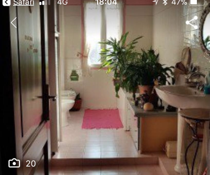 Bagno con vasca idromassaggio