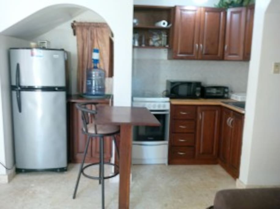 Kitchen with breakfast table