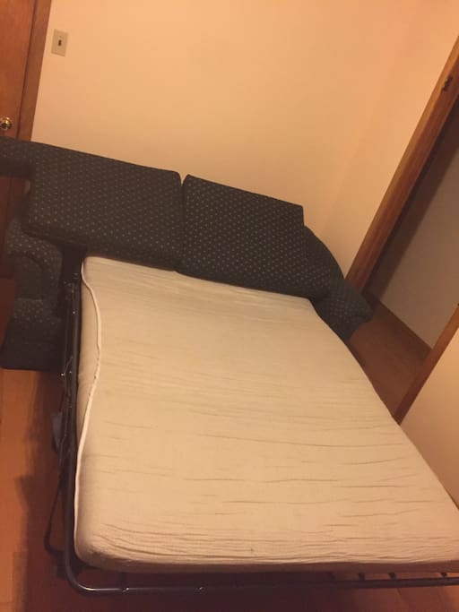this is the sofa/bed :) i slept there many times watching netflix! By the way- there's Netflix in the room! :))