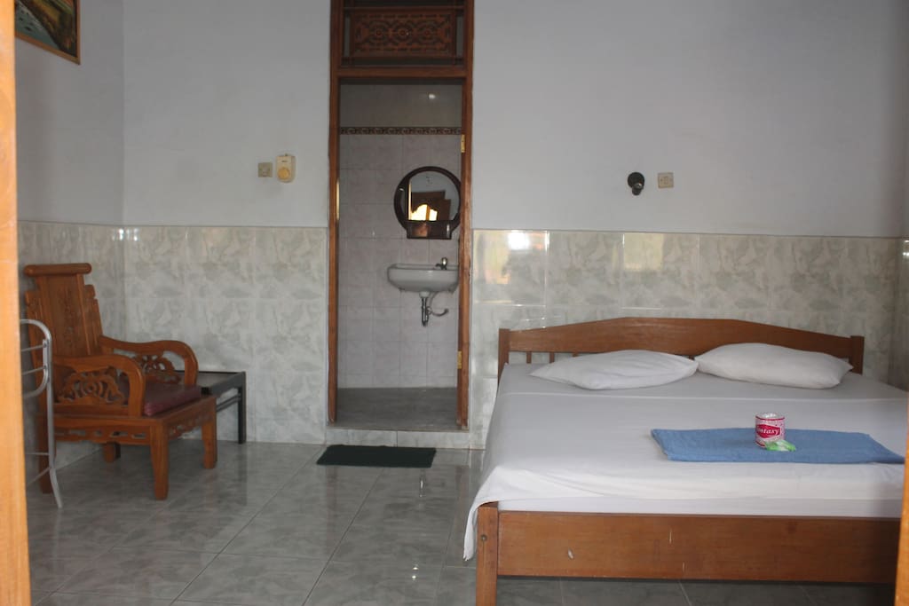 This room with fan and chiller, inside with clean bathroom and shower, washtapel, hot and cool shower