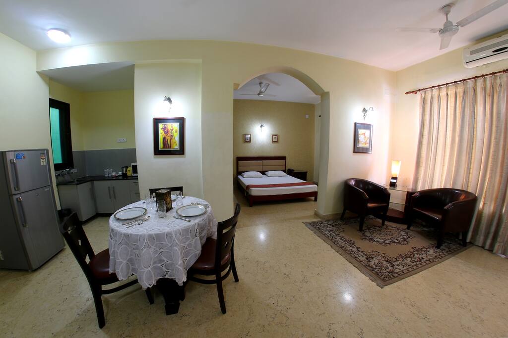 A comfortable serviced suite apartment