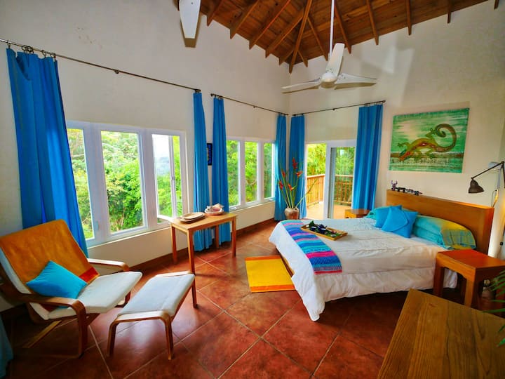 Politilly Suite - საწოლი 152 × 203 სმ, ცალკე ტერასა