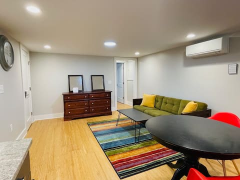Popular Airbnb listing: Stay close to NCCU, downtown Durham, Duke Hospital in Durham