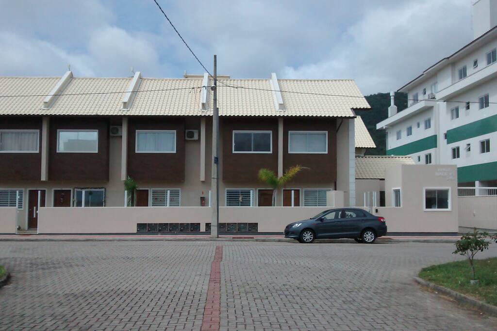 VISTA FRONTAL