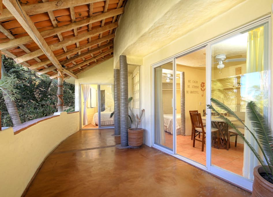 Casita #1 Peek a view entrance