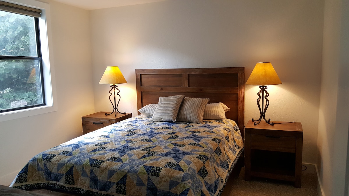 tweede verdieping BR (queensize bed)... 